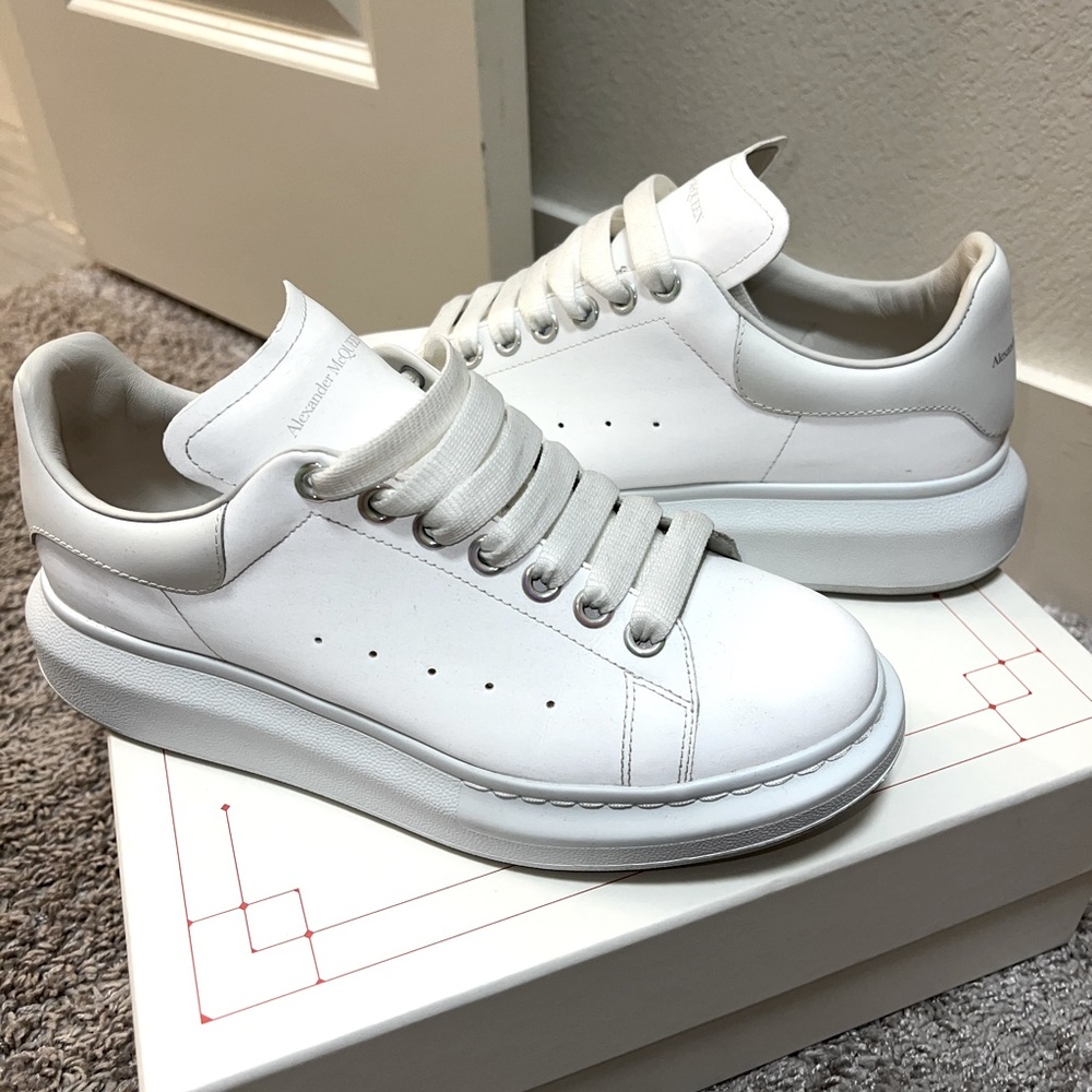 Reflective size 40 Alexander McQueen sneakers
